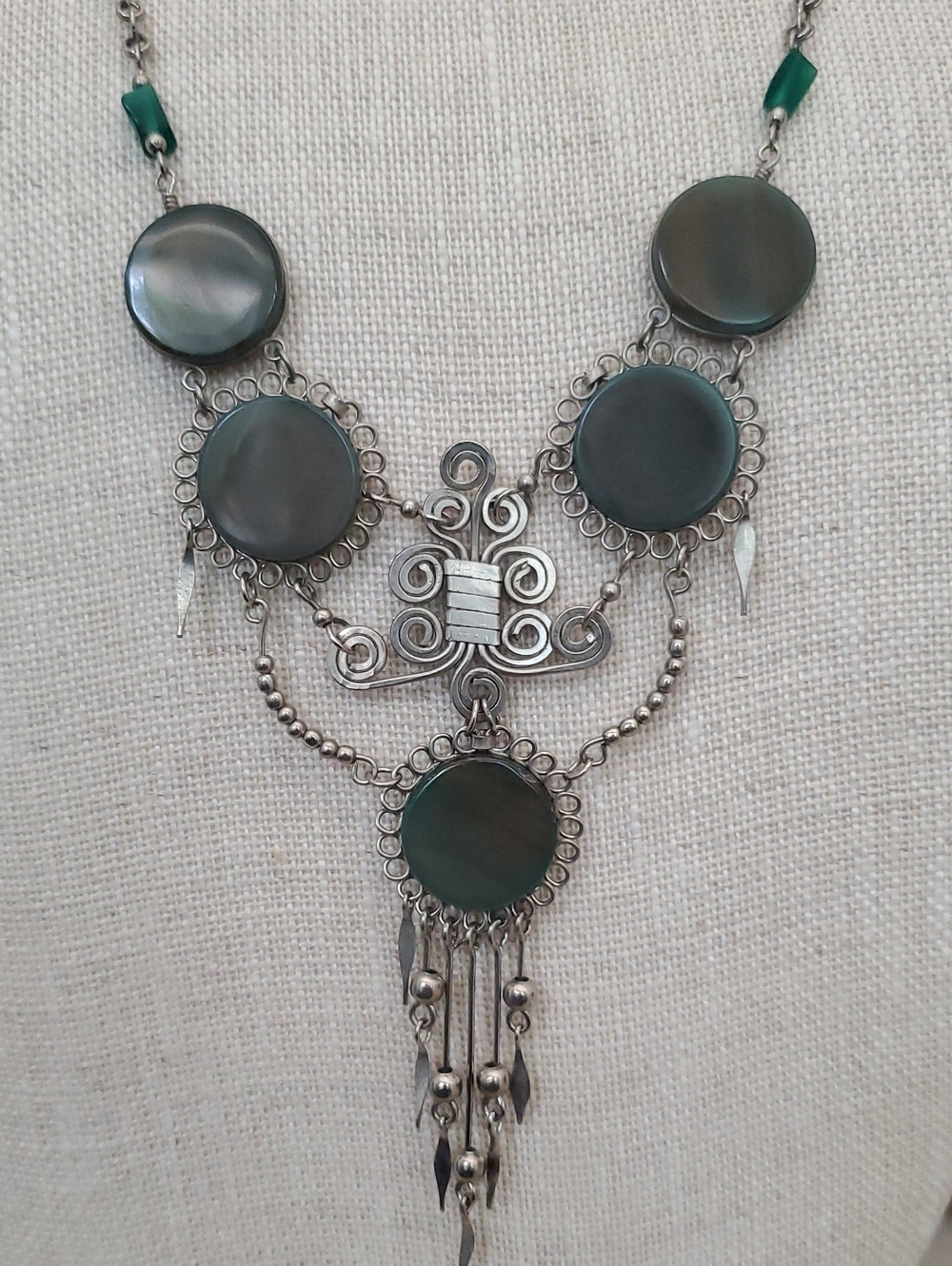 Silver-Tone Neclace Vintage Style Alpaca(gGermany) Green Disc Statement Necklace